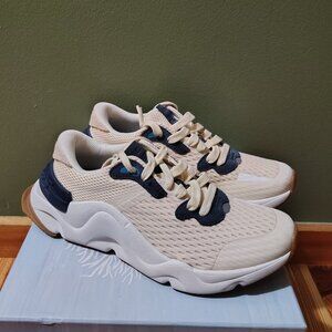 Like New unused Women’s Sorel Kinetic RNGED Lace Up Cream & Blue size 6